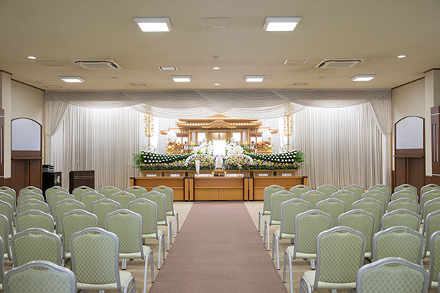 葬儀社エヴァホール大海本館の式場内